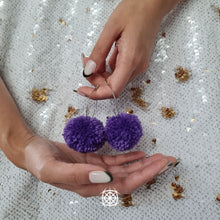 Load image into Gallery viewer, Ais Kepal Earrings