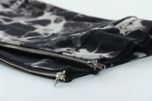 Load image into Gallery viewer, MZZH Black & White Raglan Sweater