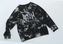 Load image into Gallery viewer, MZZH Black &amp; White Raglan Sweater
